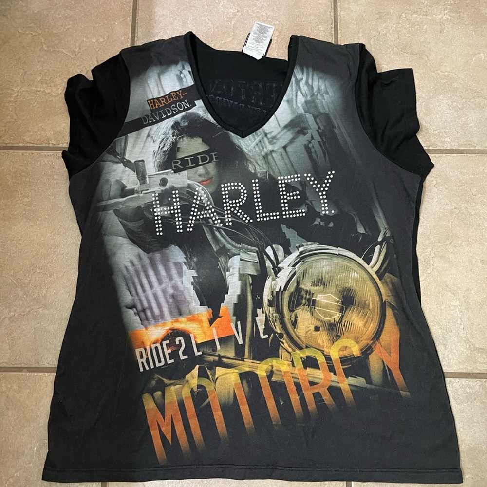 Women’s Harley Davidson vintage Y2K studded T-shirt